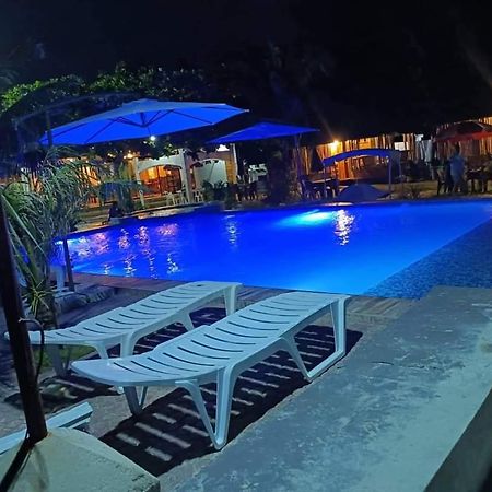 Rrj'S Beach Resort Oslob Zewnętrze zdjęcie